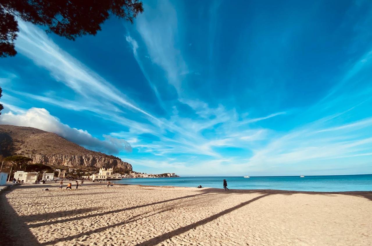Mondello Beach The House With Green Lawns Vila Exterior foto