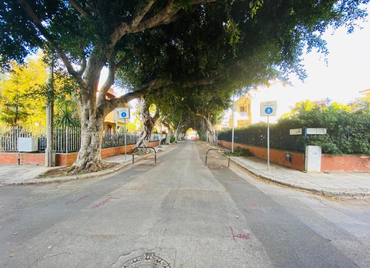 Mondello Beach The House With Green Lawns Vila Exterior foto